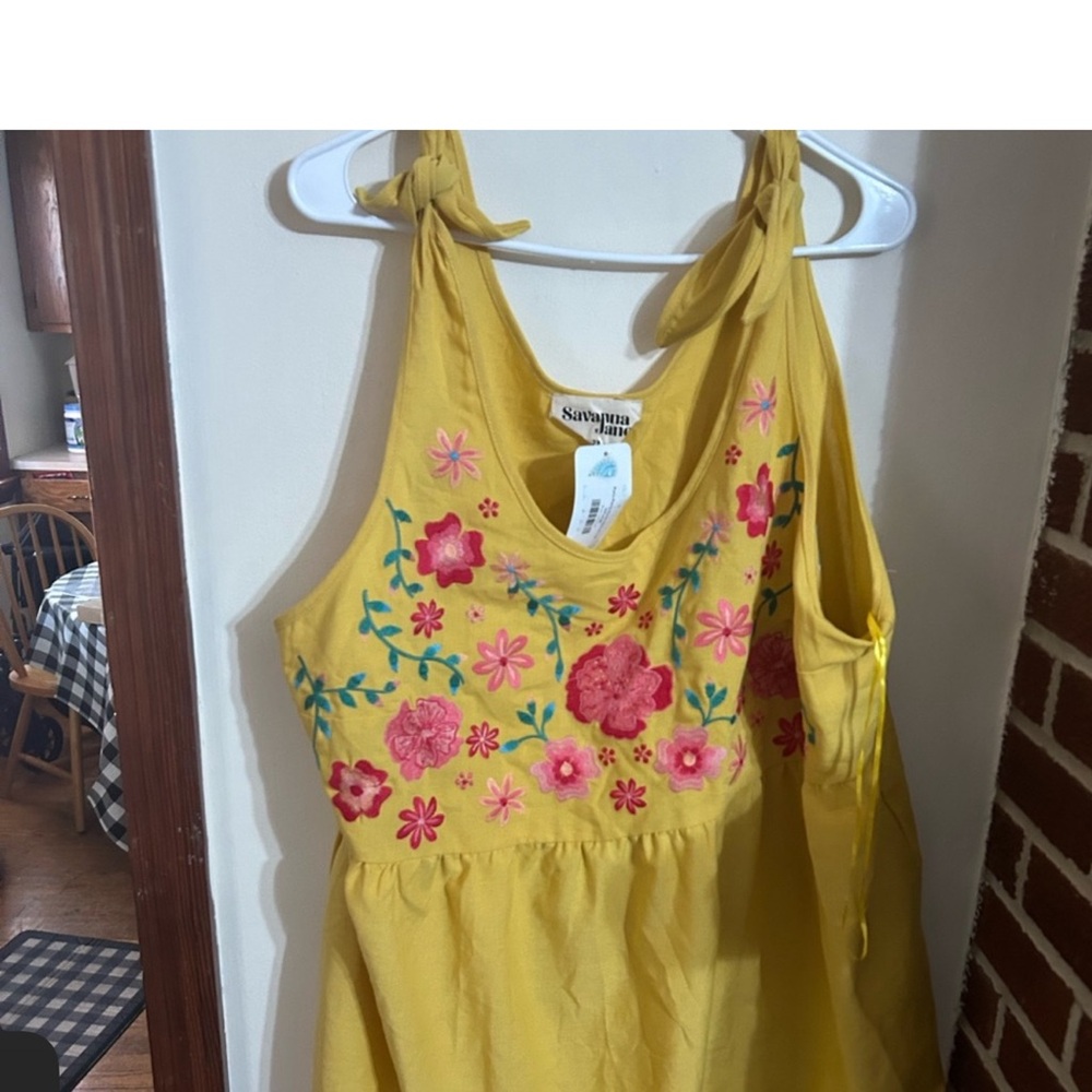 NWT Savanna Jane Size 2x Yellow Floral Embroidered Drop Waist Tank Top